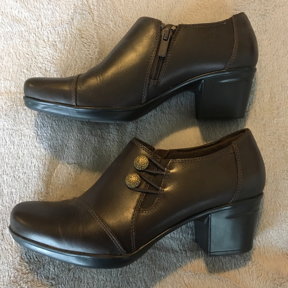 Clarks Emslie Warren 8.5 shootie Brown Leather